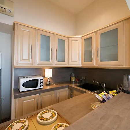 Aston - Centre Massena Nice